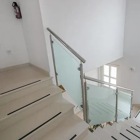 Laura Apartmán Makarská