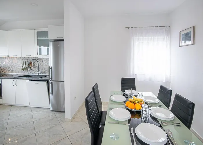 Apartman Laura Makarska