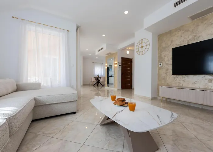 Laura Apartman Makarska