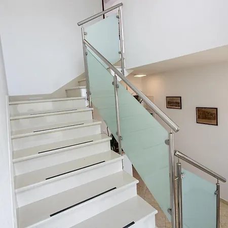 Laura Appartement *