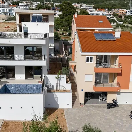 Laura Appartement Makarska