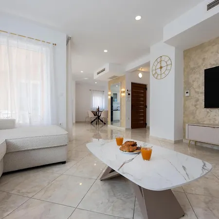 Laura Appartement Makarska
