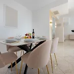 Laura Apartment Makarska